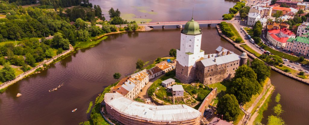 Выборгский замок,  - Фото с квадрокоптера