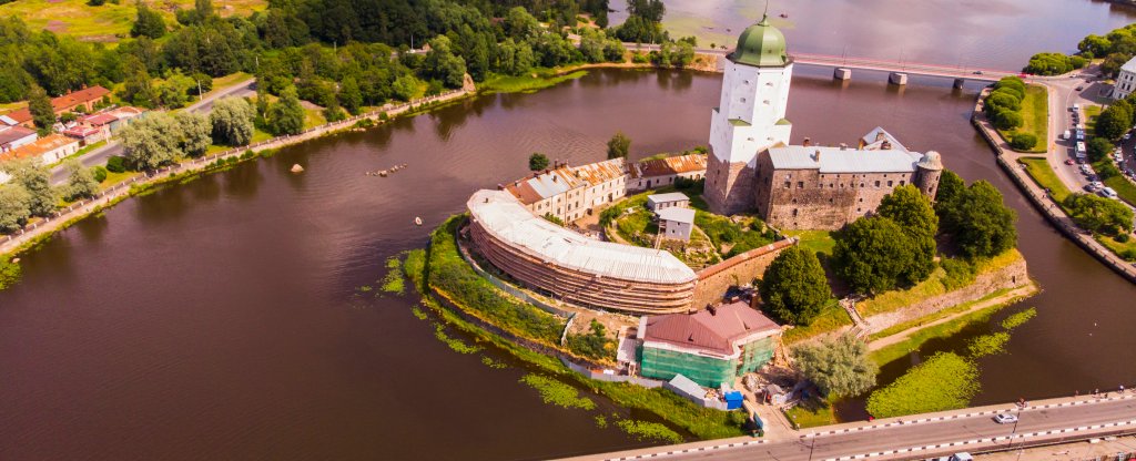 Выборгский замок,  - Фото с квадрокоптера