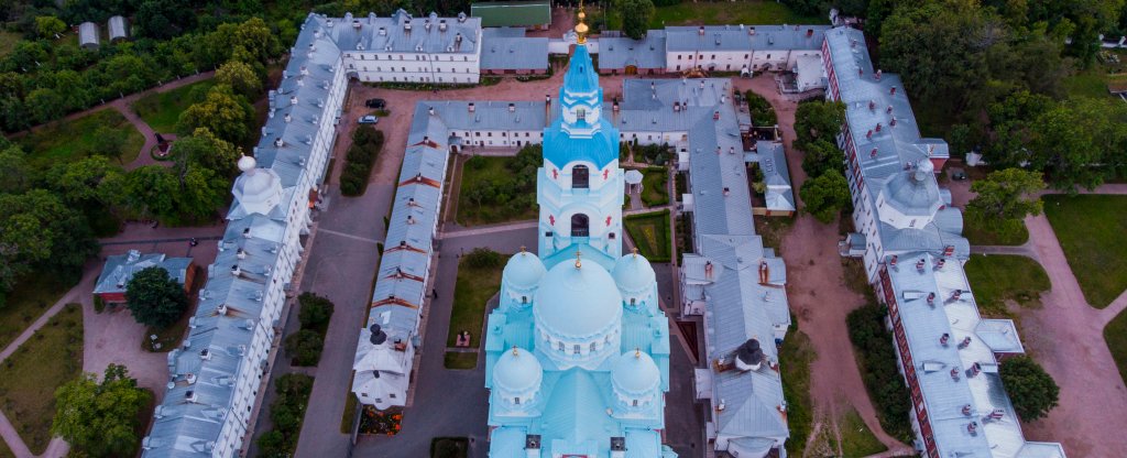 Остров Валаам, Спасо-Преображенский Валаамский мужской монастырь,  - Фото с квадрокоптера