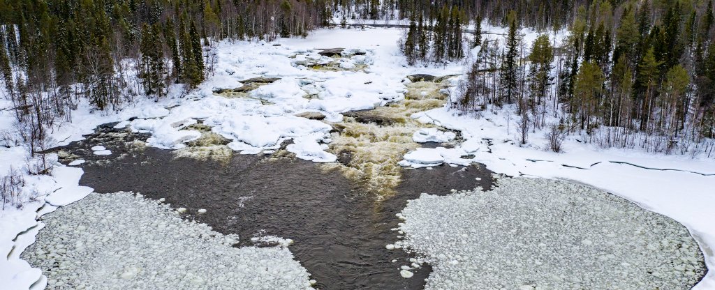 Водопад Киваккакоски,  - Фото с квадрокоптера