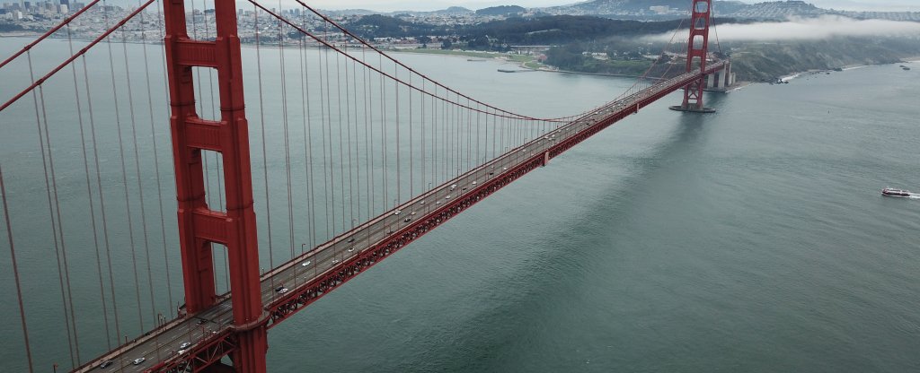 Golden Bridge,  - Фото с квадрокоптера