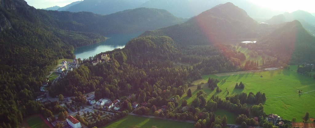 Озеро Альп, Швангау,  Германия,  - Фото с квадрокоптера