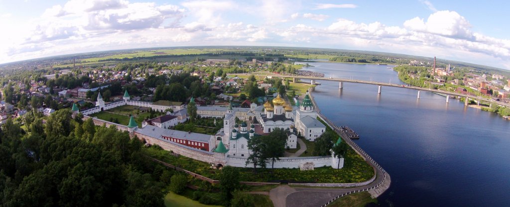 Ипатьевский Свято-Троицкий монастырь. Ракурс 2,  - Фото с квадрокоптера